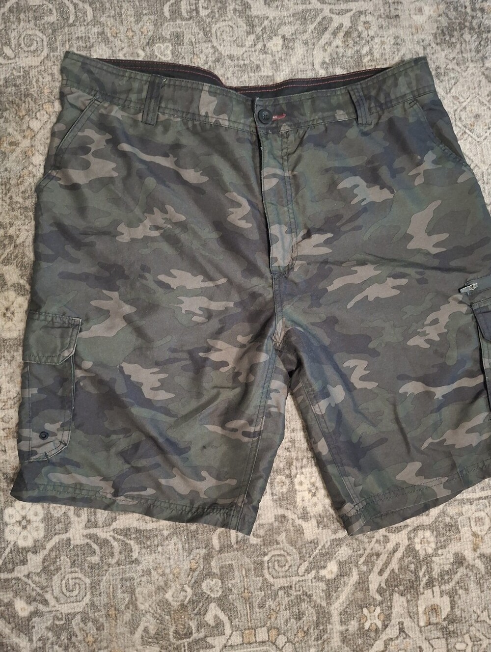 Burnside Men's Hybrid Cargo Shorts Size 36 Green Camo